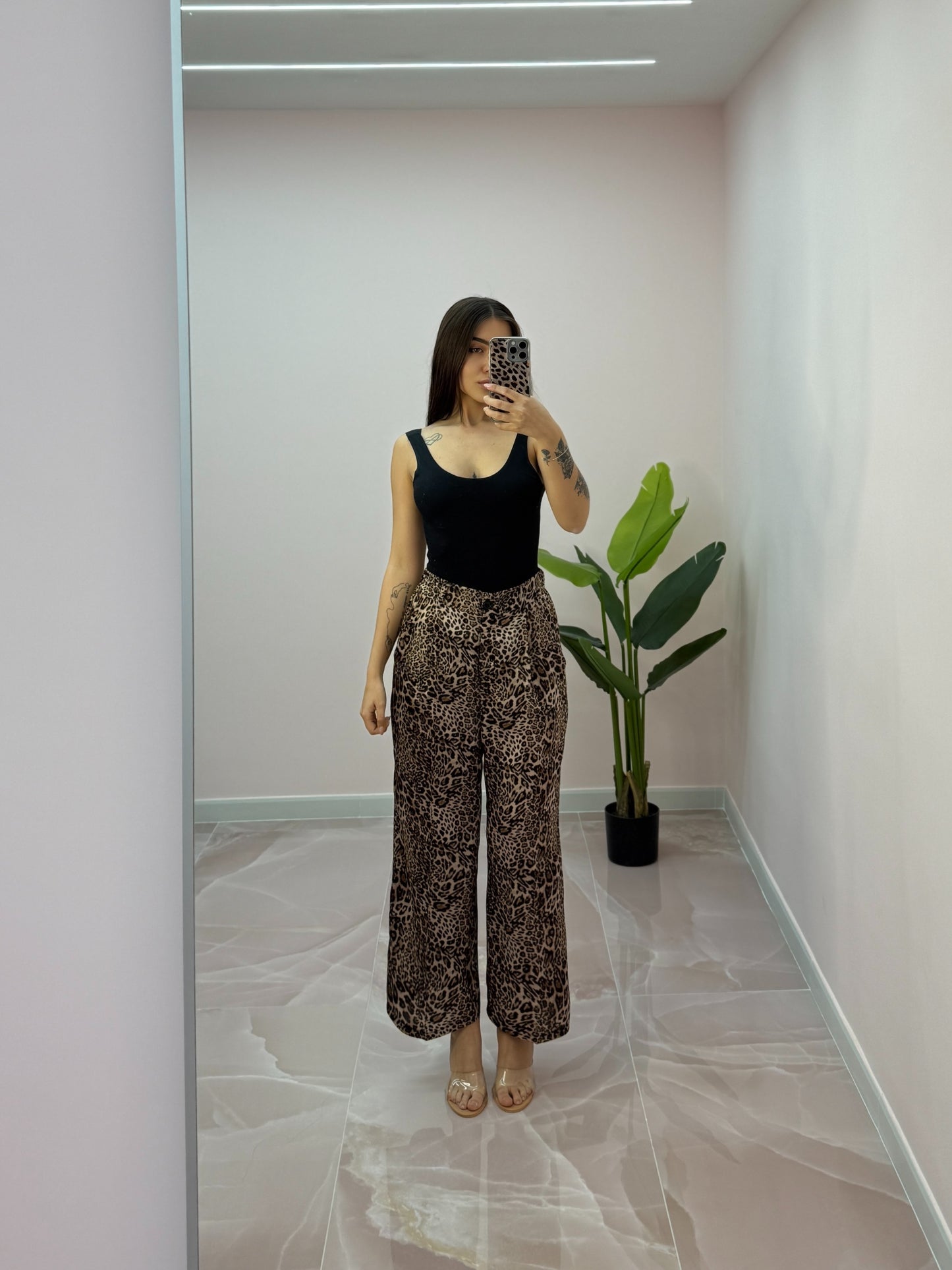 PANTALONE IN RASO LEOPARDATO