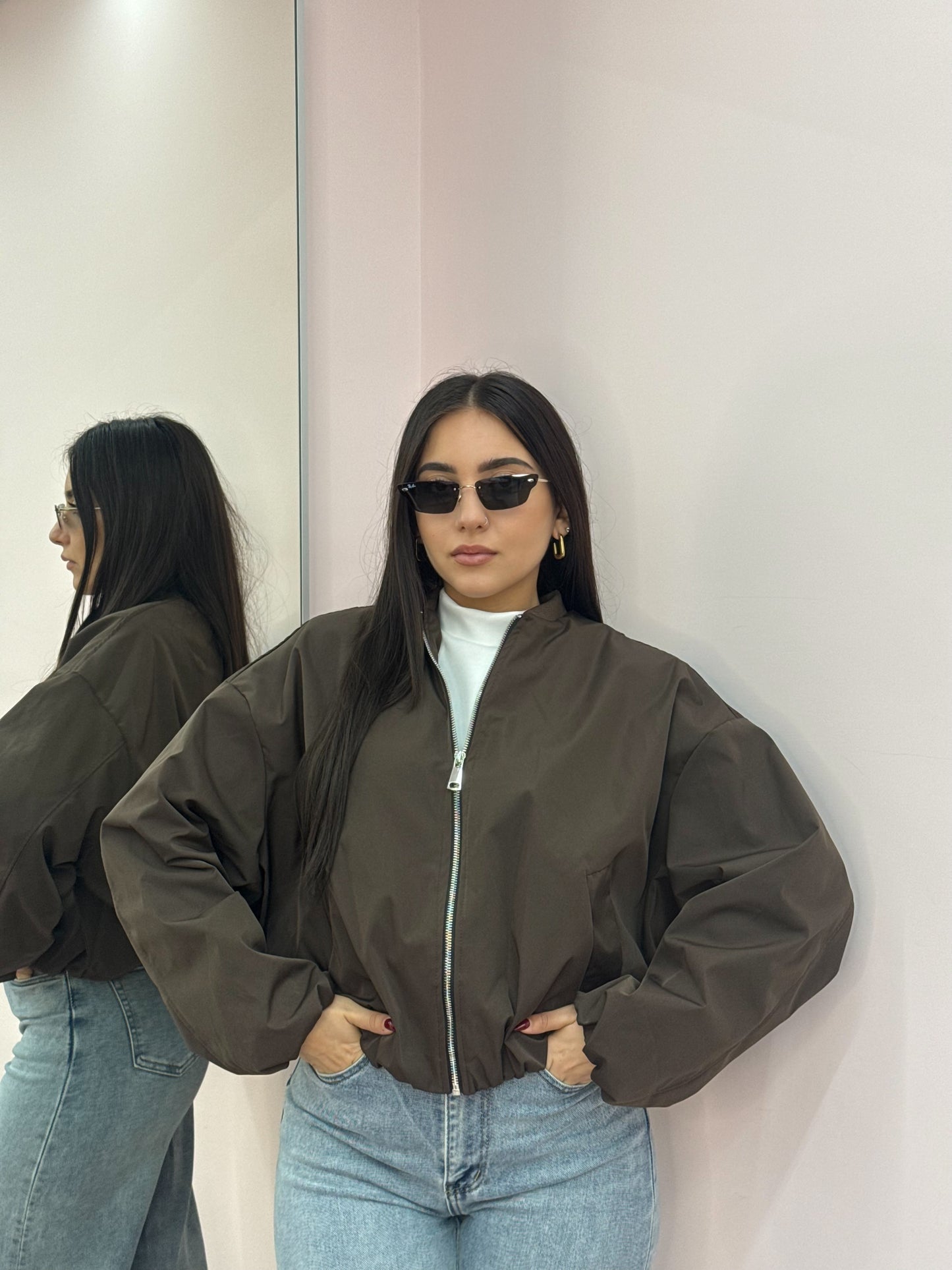 BOMBER ELLIE