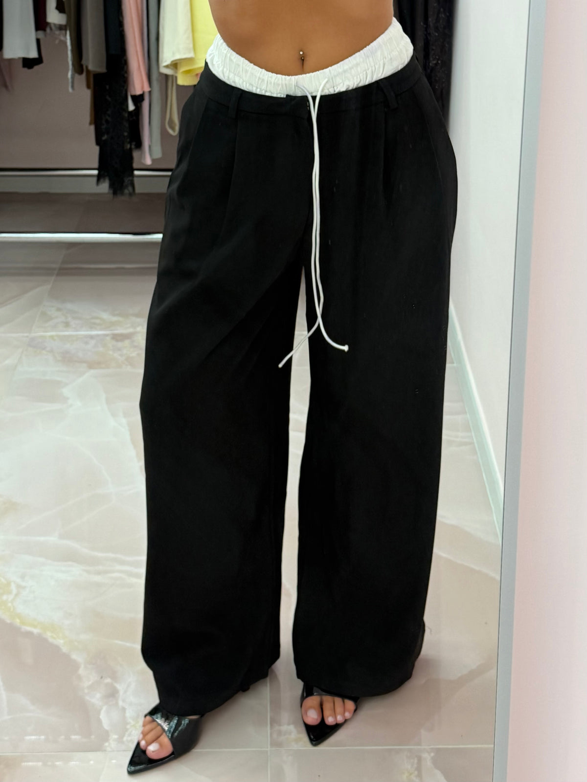 Pantalone “Effetto bustino”