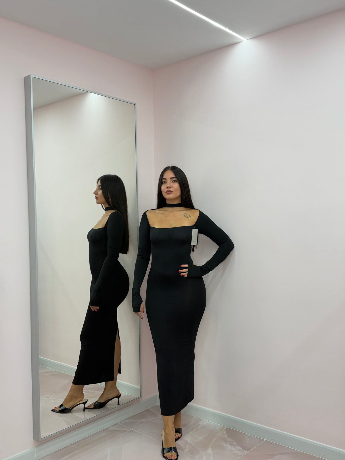 LONG DRESS CHOKER