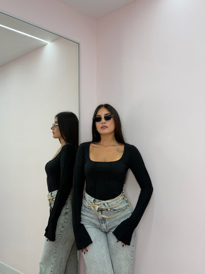 Maglia “Monique Black”