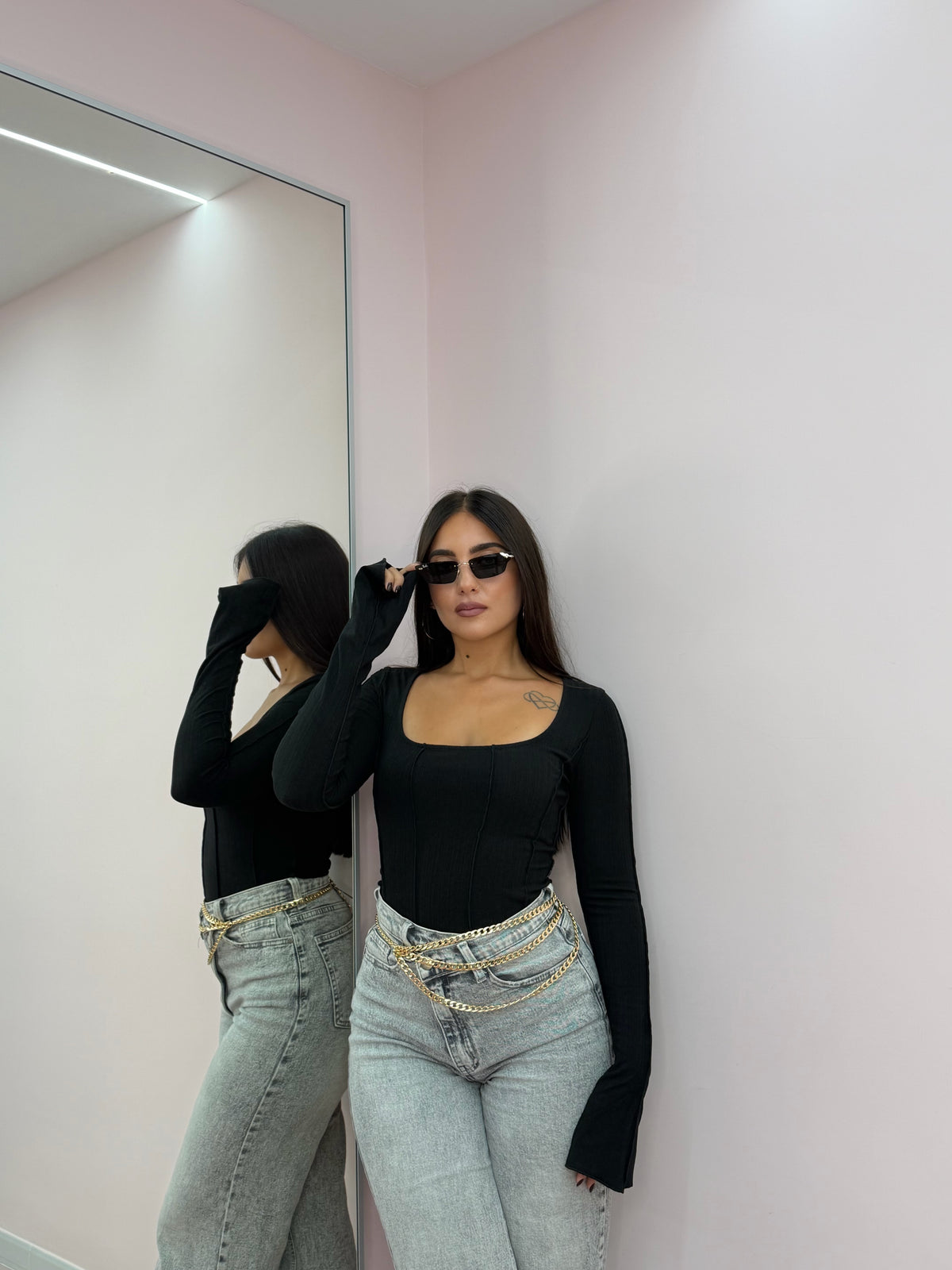 Maglia “Monique Black”