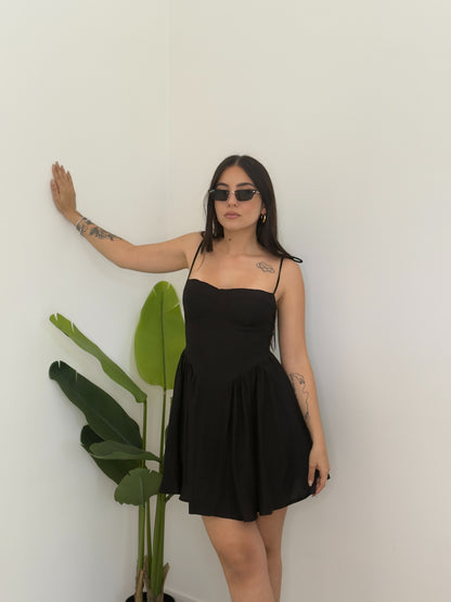 DRESS DOLLY