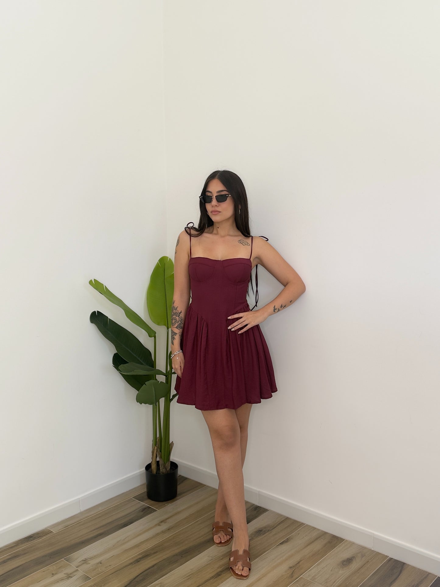 DRESS DOLLY