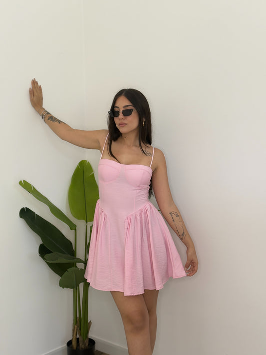 DRESS DOLLY